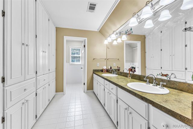 1150 Bell Road, Montgomery, AL 36117