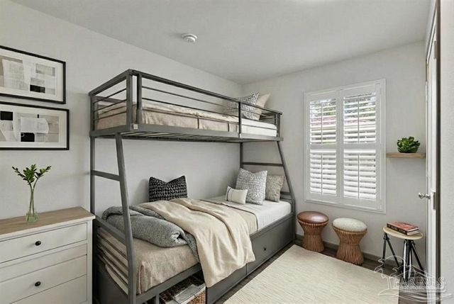 2405 W Hernandez St, Pensacola, FL 32505