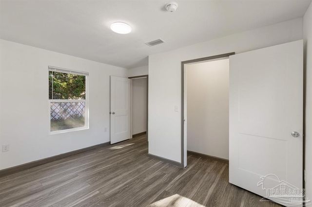 2405 W Hernandez St, Pensacola, FL 32505