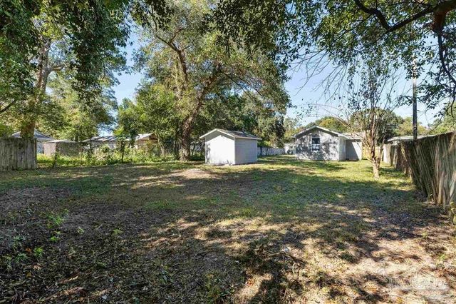 2405 W Hernandez St, Pensacola, FL 32505