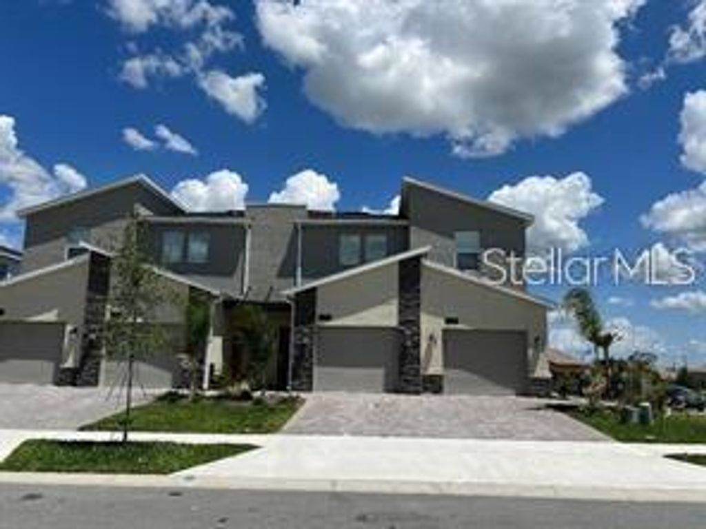 1097 SPLASH SHOT PLACE 1097, Davenport, FL 33896