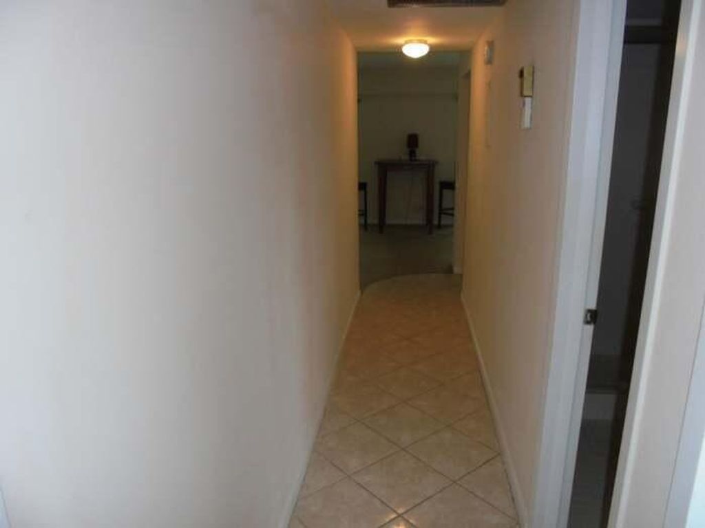Image 7 of property listing at 246 Fanshaw F, Boca Raton, FL 33434