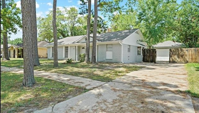 23215 Canyon Lake Drive, Spring, TX 77373