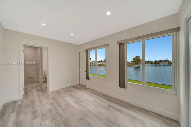 8502 NW 59th Street, Tamarac, FL 33321