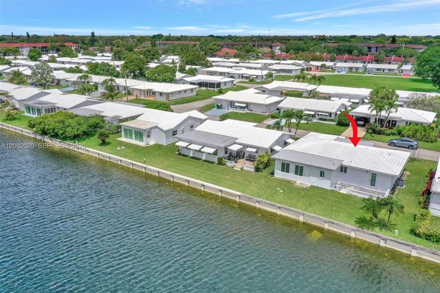 8502 NW 59th Street, Tamarac, FL 33321