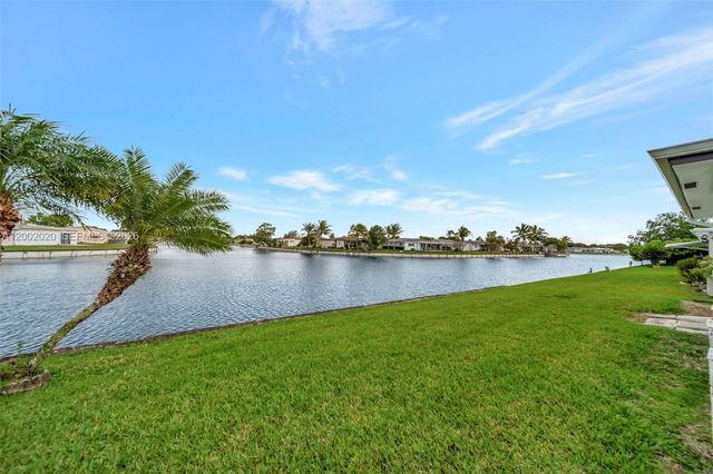 8502 NW 59th Street, Tamarac, FL 33321