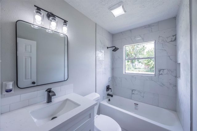 5007 Northridge Drive, Houston, TX 77033