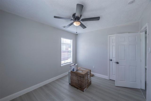 5007 Northridge Drive, Houston, TX 77033