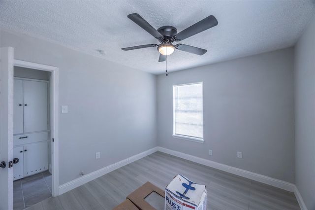 5007 Northridge Drive, Houston, TX 77033