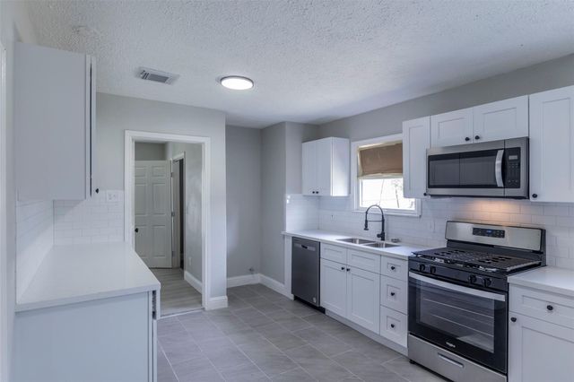 5007 Northridge Drive, Houston, TX 77033