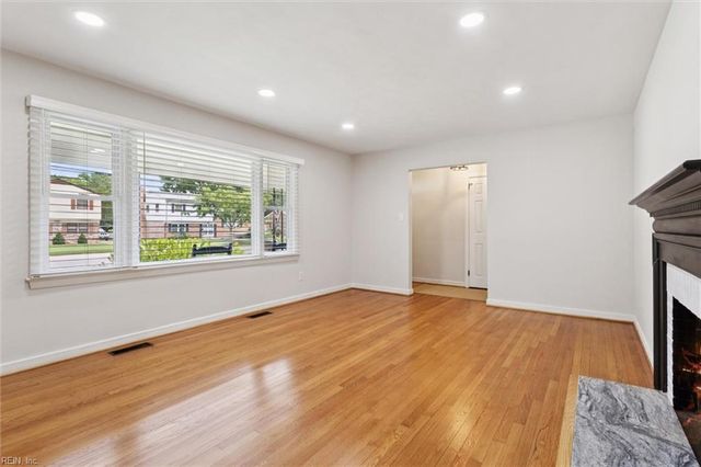 115 Marcella RD, Hampton, VA 23666