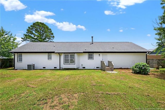 6250 Waldos Beach Road, Fayetteville, NC 28306