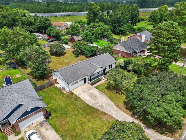 6250 Waldos Beach Road, Fayetteville, NC 28306