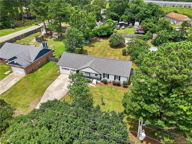 6250 Waldos Beach Road, Fayetteville, NC 28306