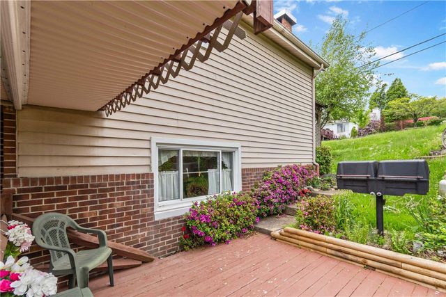230 Keaggy Ave, Salem Twp, PA 15633