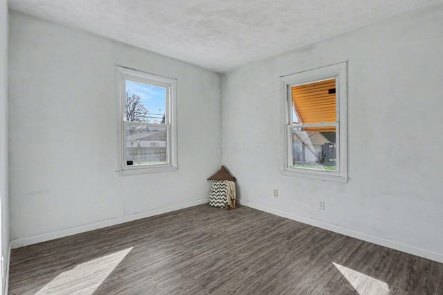 1033 E 22nd Avenue, Columbus, OH 43211