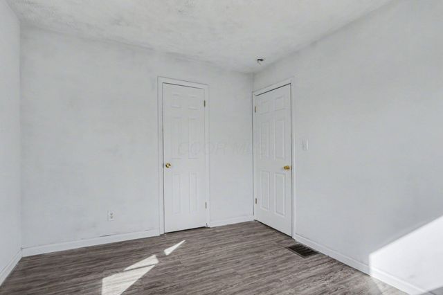 1033 E 22nd Avenue, Columbus, OH 43211