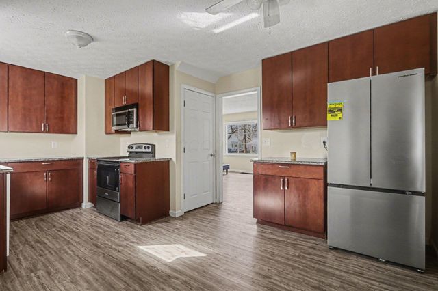 1033 E 22nd Avenue, Columbus, OH 43211