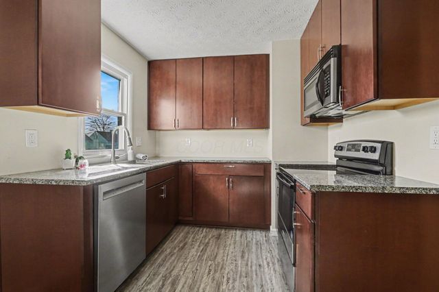 1033 E 22nd Avenue, Columbus, OH 43211