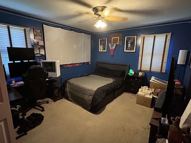 2504 BISON Court, Erie, PA 16509