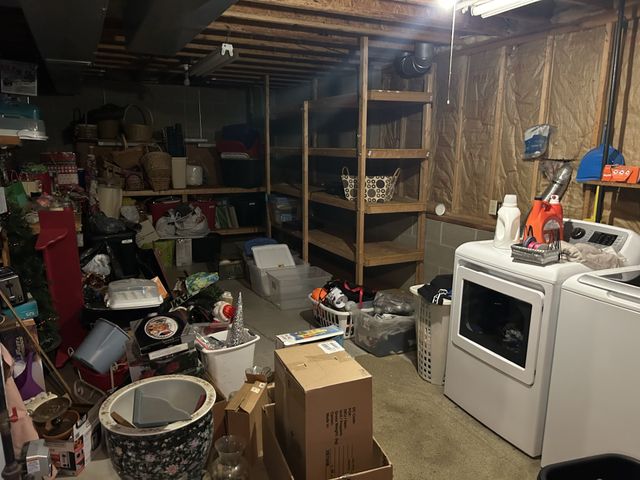 2504 BISON Court, Erie, PA 16509