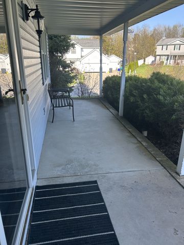 2504 BISON Court, Erie, PA 16509