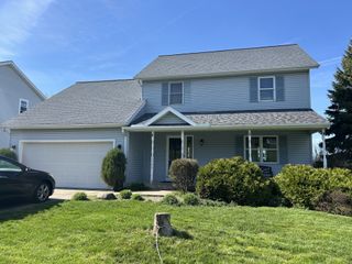 2504 BISON Court, Erie, PA 16509