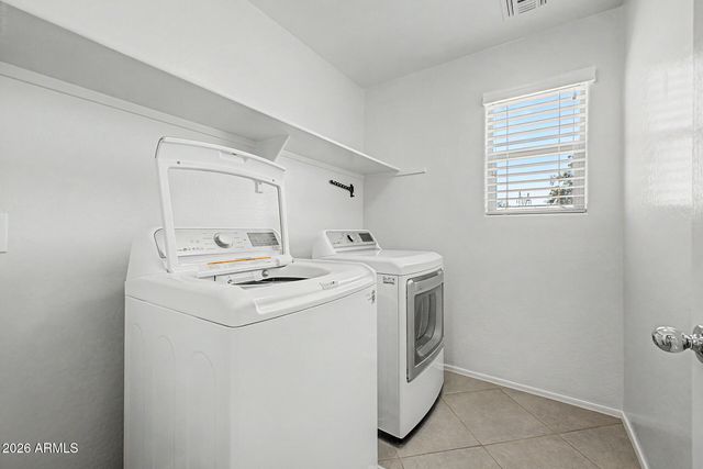 12039 W TETHER Trail, Peoria, AZ 85383