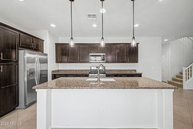 12039 W TETHER Trail, Peoria, AZ 85383