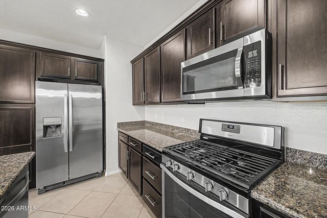 12039 W TETHER Trail, Peoria, AZ 85383