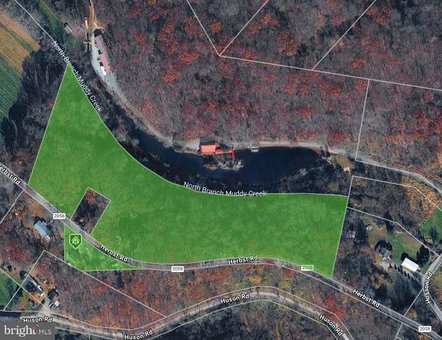 6784 HERBST RD, Red Lion, PA 17356