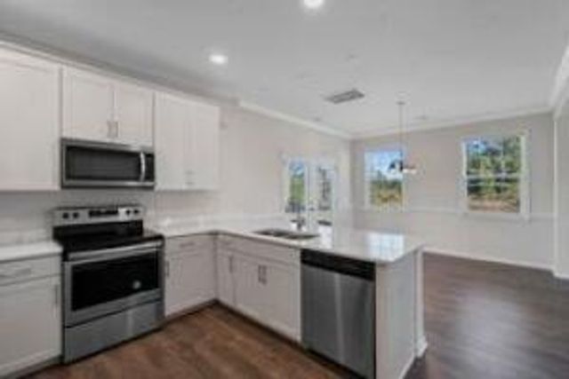 746 Alma Square Drive, Moncks Corner, SC 29461