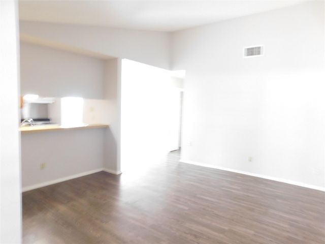 12003 Arrowwood DR B, Austin, TX 78727