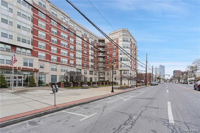 300 Mamaroneck Avenue 718, White Plains, NY 10605