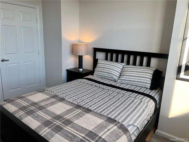 300 Mamaroneck Avenue 718, White Plains, NY 10605