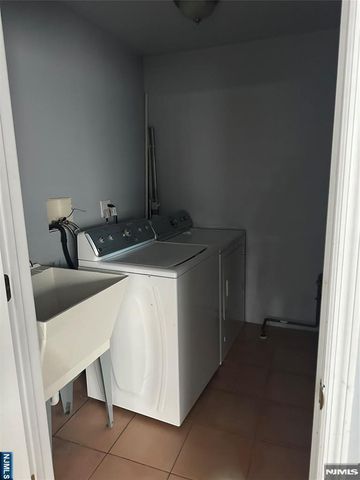 212 Cliff Street 2, Cliffside Park, NJ 07010