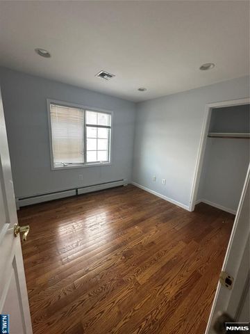 212 Cliff Street 2, Cliffside Park, NJ 07010
