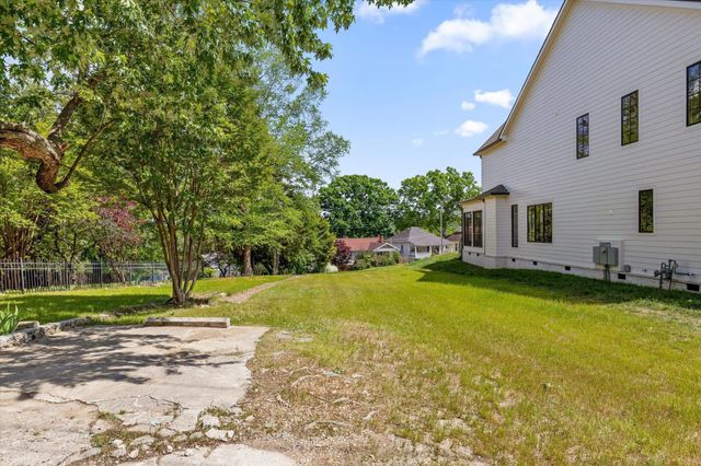 920 Forest Avenue, Chattanooga, TN 37405