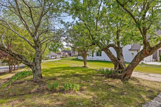 920 Forest Avenue, Chattanooga, TN 37405