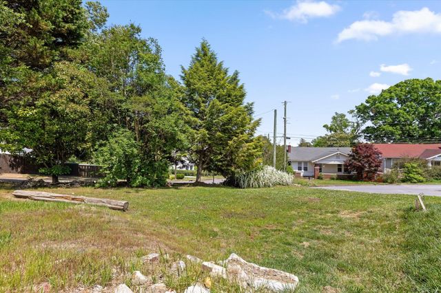 920 Forest Avenue, Chattanooga, TN 37405