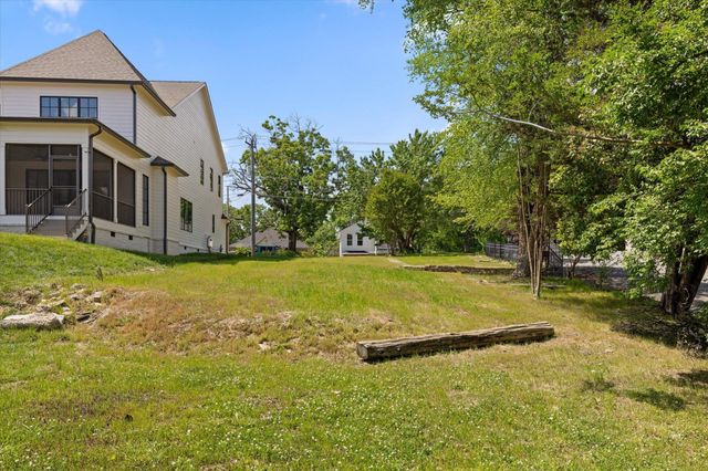 920 Forest Avenue, Chattanooga, TN 37405