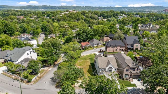 920 Forest Avenue, Chattanooga, TN 37405
