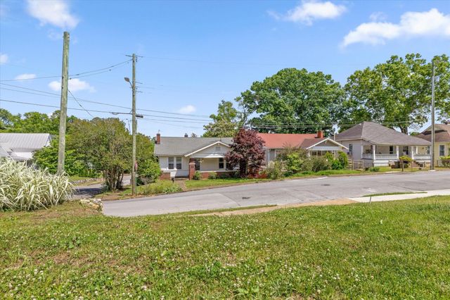 920 Forest Avenue, Chattanooga, TN 37405