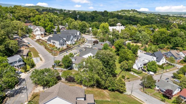920 Forest Avenue, Chattanooga, TN 37405