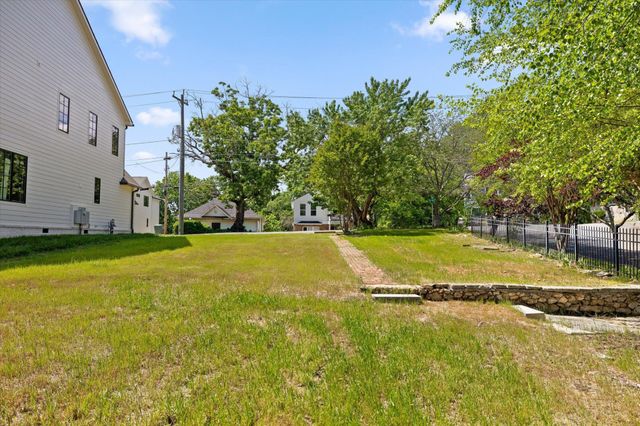 920 Forest Avenue, Chattanooga, TN 37405