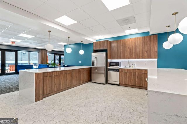 620 Peachtree Street NE 911, Atlanta, GA 30308