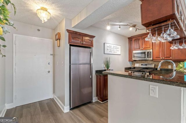 620 Peachtree Street NE 911, Atlanta, GA 30308