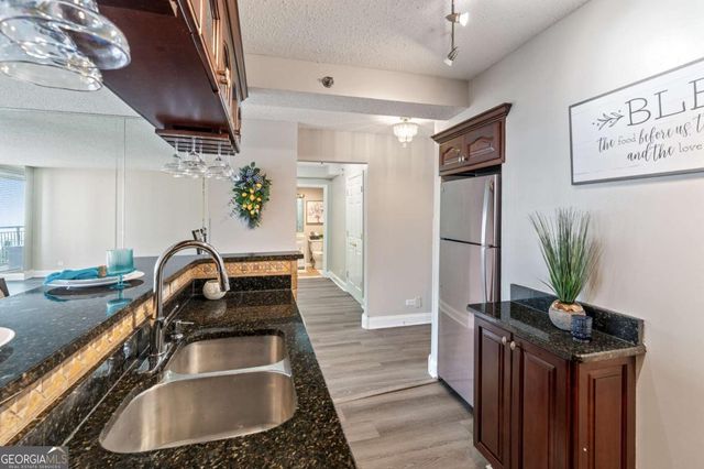 620 Peachtree Street NE 911, Atlanta, GA 30308