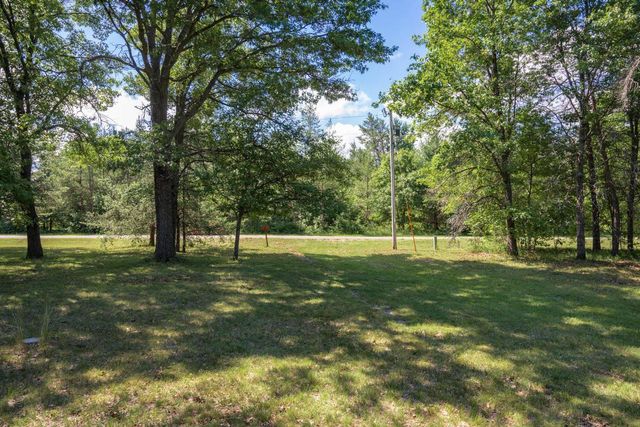 W4995 Norwood Drive, Necedah, WI 54646