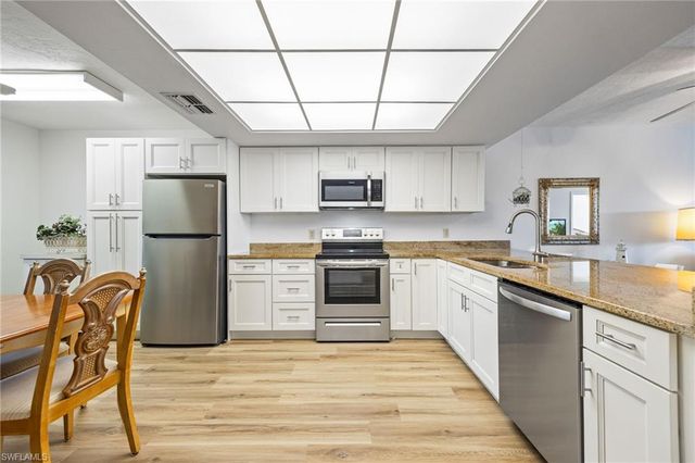 902 SW 48th TER # 103, Cape Coral, FL 33914